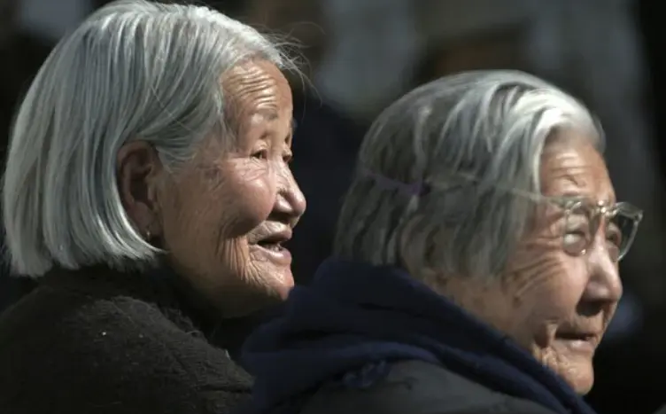 Κίνα: Αυξάνει σταδιακά τα όρια συνταξιοδότησης