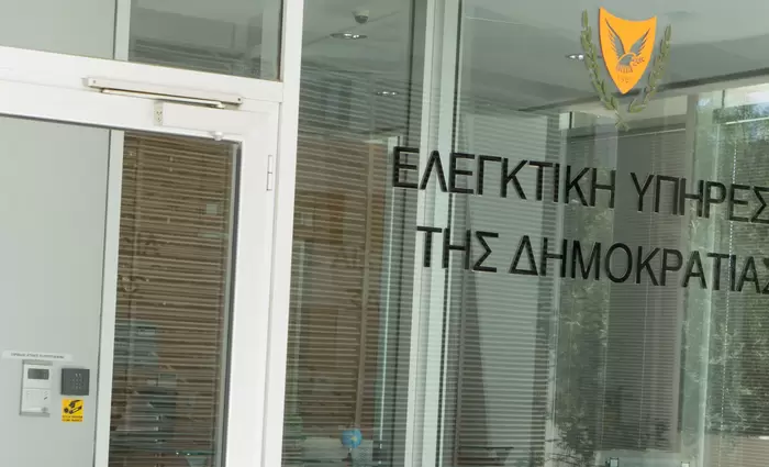 Έκθεση Οδυσσέα: Ο κύριος «Χ» που έπαιρνε χορηγίες από παντού!