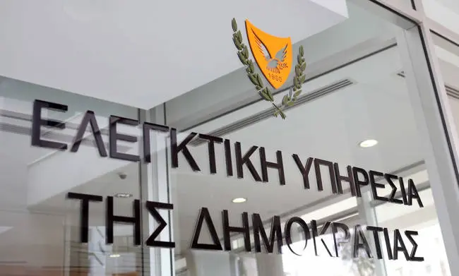 Σωρεία παραβάσεων και καθυστερήσεων στο Τμήμα Φορολογίας