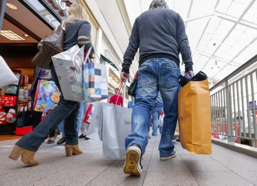 Άνοδος σε αξία και όγκο κατέγραψε το λιανικό εμπόριο τον Αύγουστο