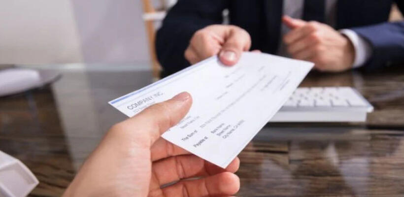 Αύξηση καταγράφουν οι ακάλυπτες επιταγές τον Φεβρουάριο