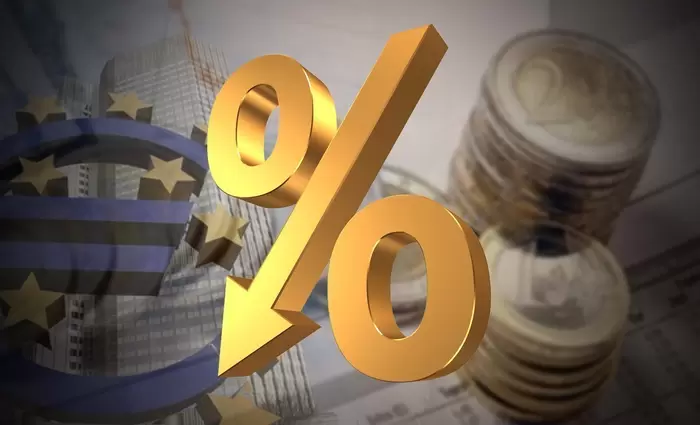 Θα μειωθούν τα επιτόκια το 2024; Τι προβλέπει ο Πρόεδρος του Δημοσιονομικού Συμβουλίου