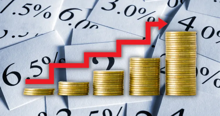 Θα ζήσουμε για καιρό με τα υψηλά επιτόκια