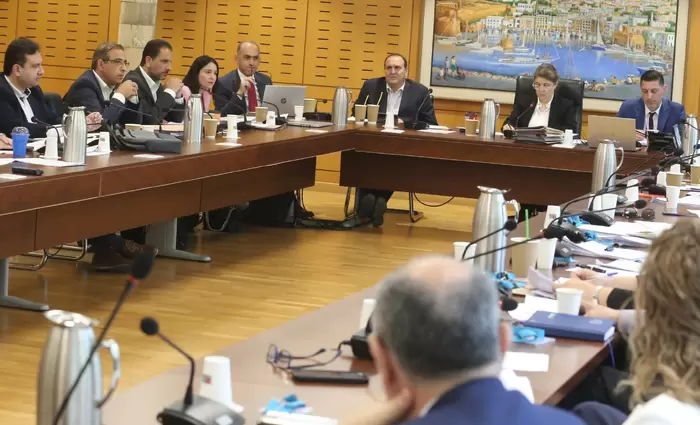 Συζητούνται εκ νέου τη Δευτέρα στην Επ. Οικονομικών οι ληξιπρόθεσμες φορολογικές οφειλές