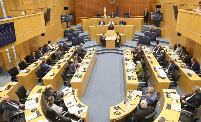 Συνεδρία της Επιτροπής Οικονομικών για το νομοσχέδιο των κρατικών εγγυήσεων