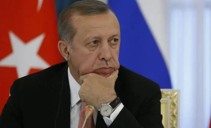 Νέα εκτόξευση του πληθωρισμού «βάζει στη μέγγενη» τον Ερντογάν