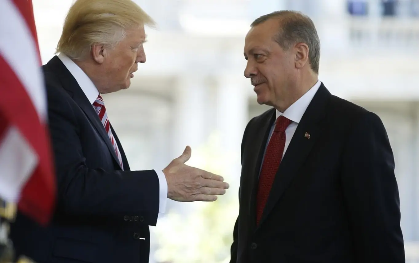 Ο Ερντογάν στον Λευκό Οίκο - Επιχειρεί να βάλει τέρμα στον «πάγο» με τις ΗΠΑ με συμφωνίες 50 δισ.