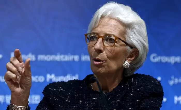 Η Λαγκάρντ προειδοποιεί για νέα εποχή της 