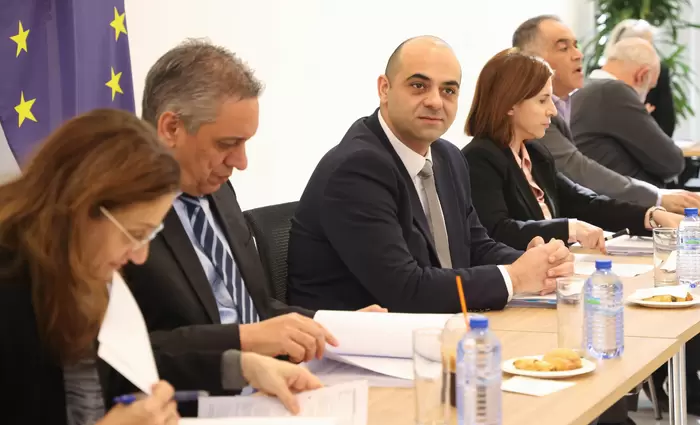 Εξελίξεις εντός των επόμενων εβδομάδων για πέναλτι 12%