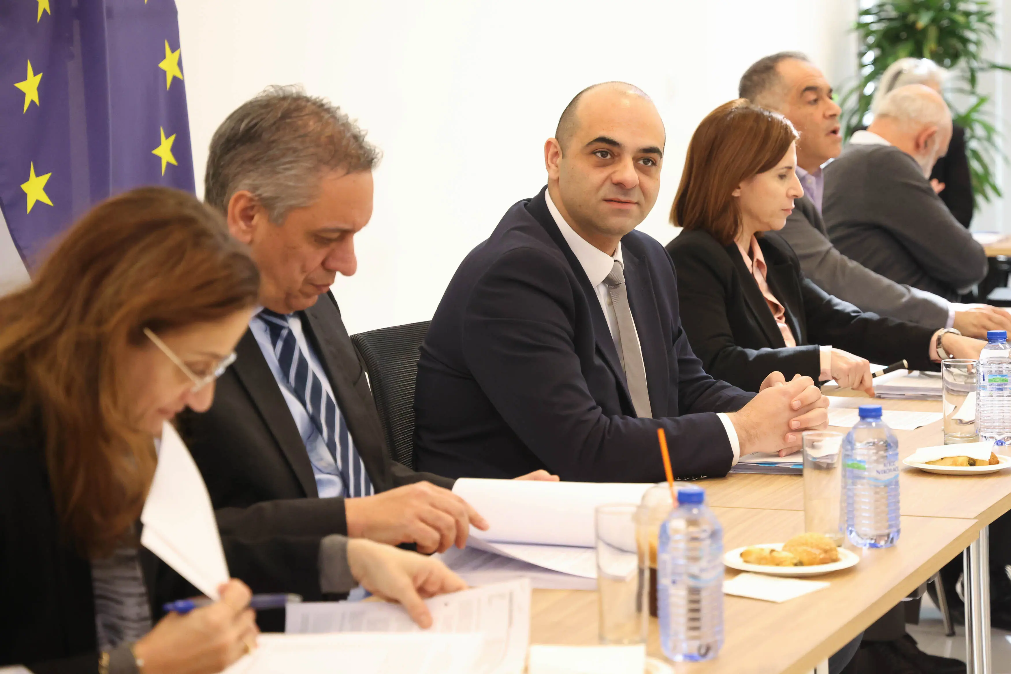 Εξελίξεις εντός των επόμενων εβδομάδων για πέναλτι 12%