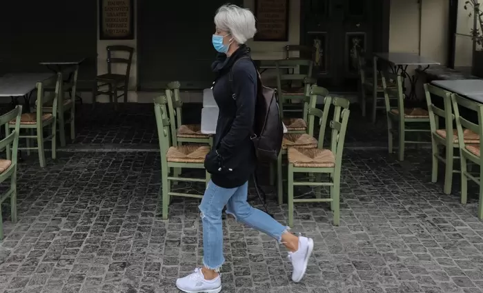 Πότε βλέπει άνοιγμα καφέ, μπαρ και εστιατορίων το ΚΕΒΕ