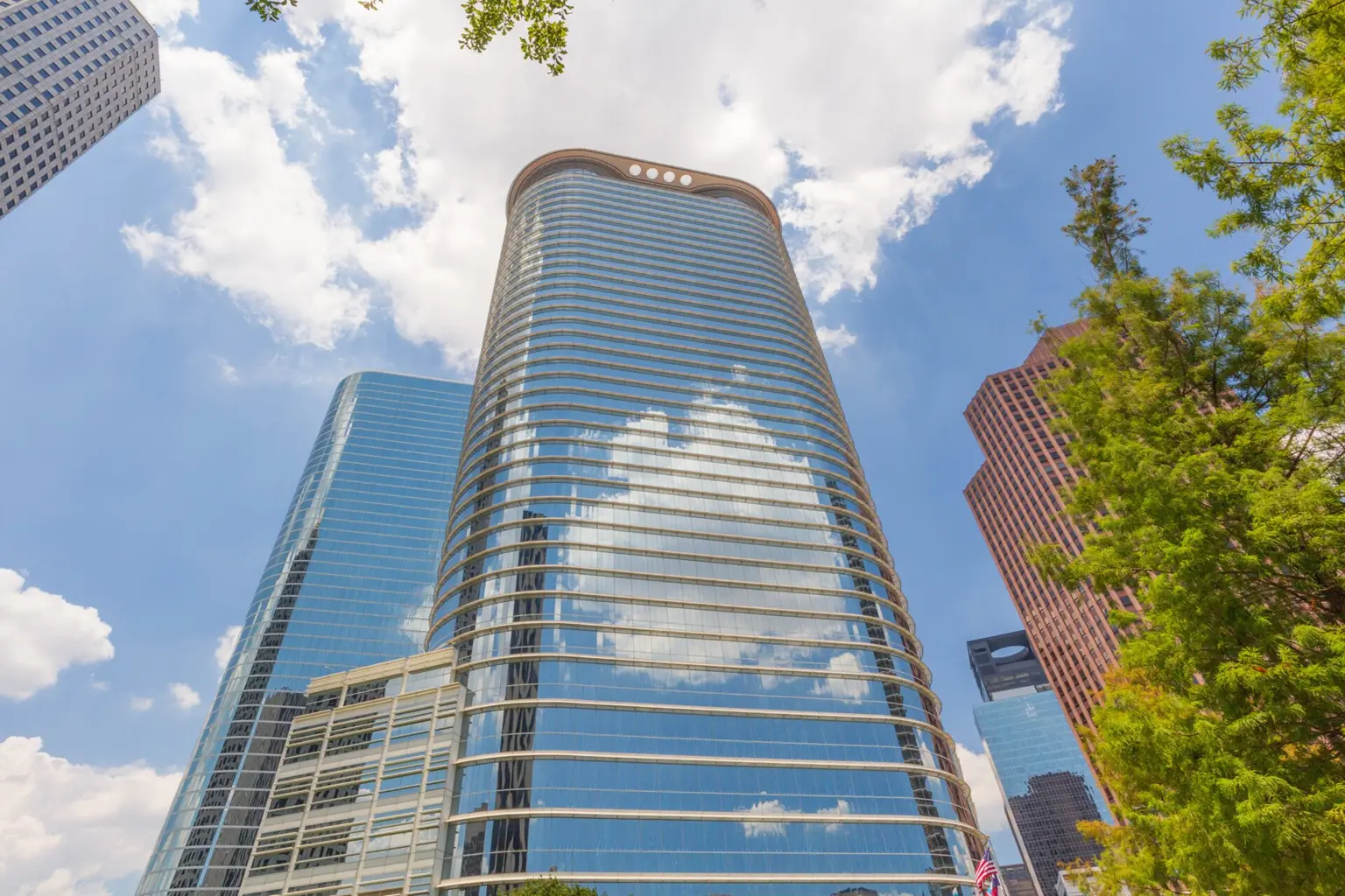 Η εταιρεία – σύμβολο που έστησε μια αυτοκρατορία πάνω σε ψεύτικους αριθμούς