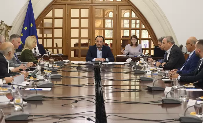 Συνέρχεται στις 10:00 το Εθνικό Συμβούλιο