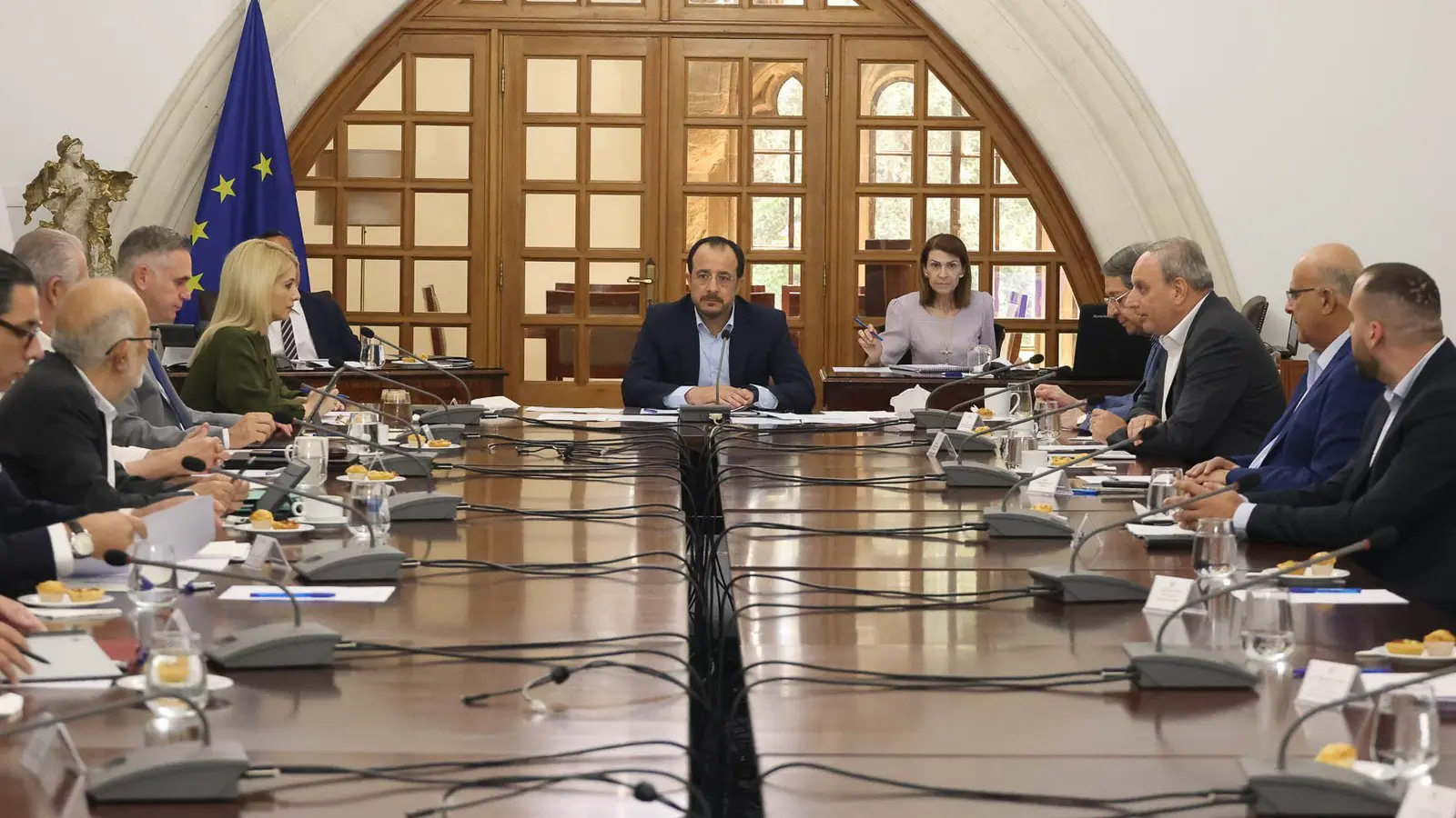 Συνέρχεται στις 10:00 το Εθνικό Συμβούλιο