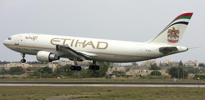 Μειώνει δραστικά τις πτήσεις από τον Μάιο η Etihad Airways