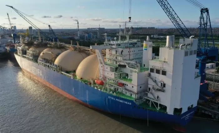 LNG: Πλώρη για Κύπρο βάζει το ΕΤΥΦΑ Προμηθέας