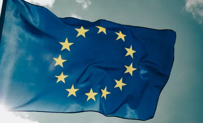 Ευρωδικαστήριο: Νομική στήριξη στην ΕΕ για ανταποδοτικούς δασμούς στις ΗΠΑ