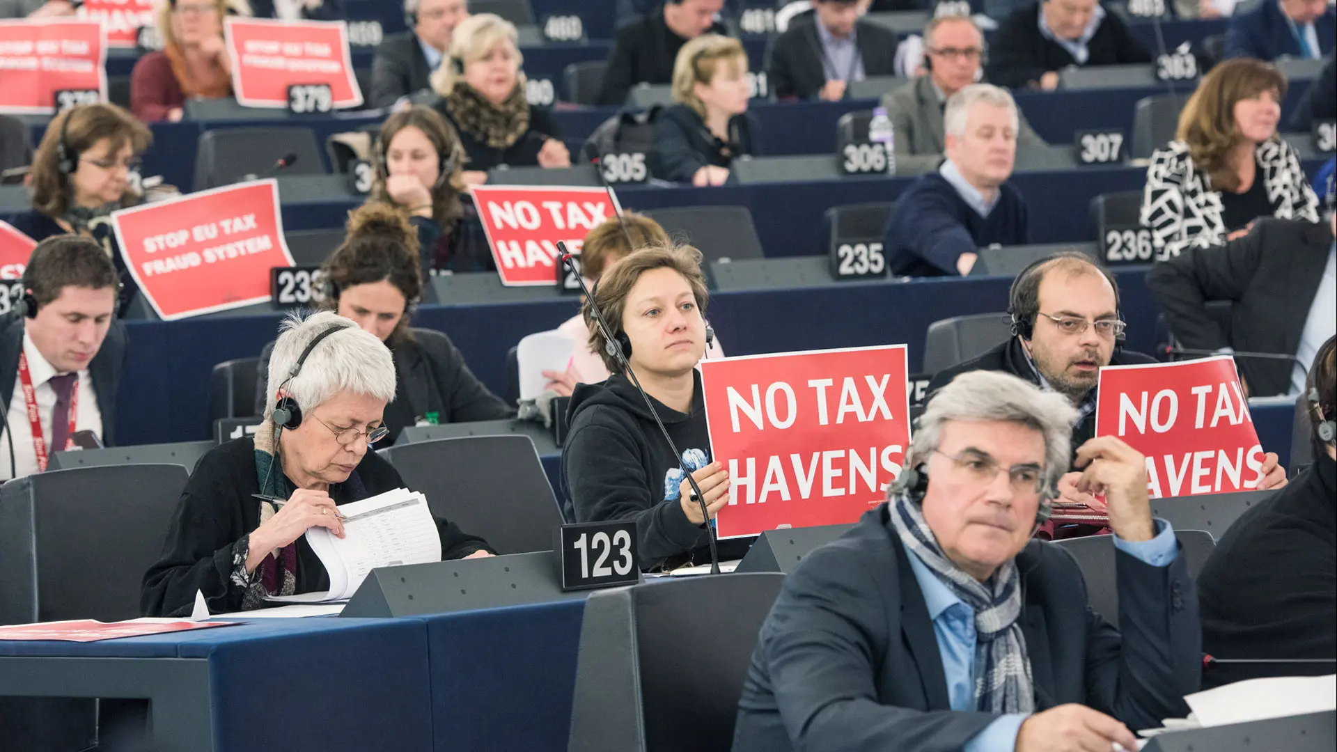 Τα φορολογικά σκάνδαλα αλλάζουν την νομοθεσία της Ευρωπαϊκής Ένωσης