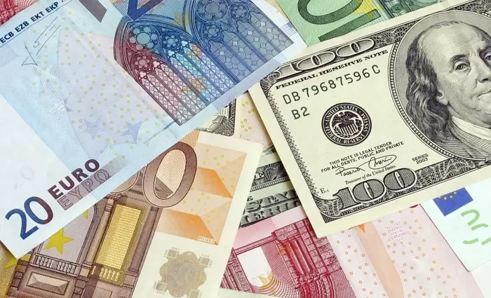 Σε κρίσιμο «σταυροδρόμι» το ευρώ καθώς πλησιάζει το $1,2