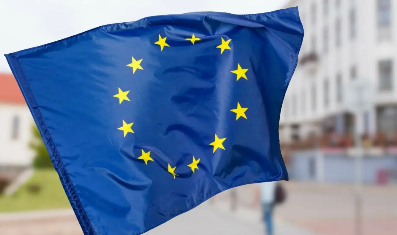 H E.E. προσπαθεί να βρει τρόπο να αποφύγει τον εμπορικό πόλεμο με τις ΗΠΑ