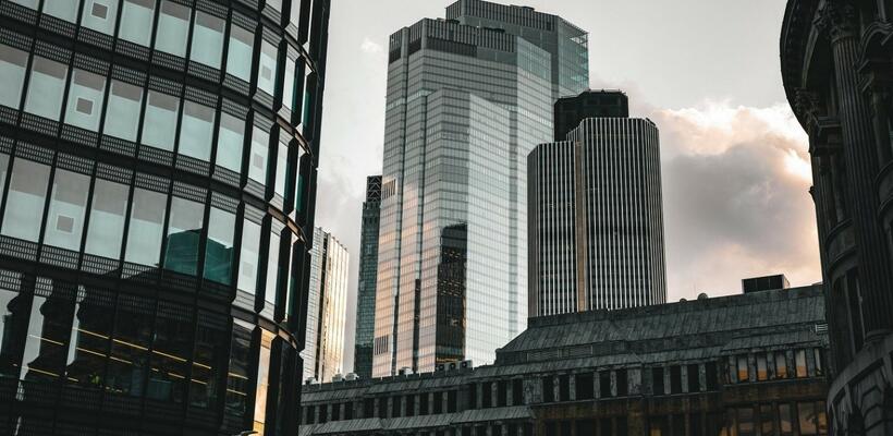 H Goldman υποβαθμίζει σε «underweight» τα ευρωπαϊκά τραπεζικά ομόλογα