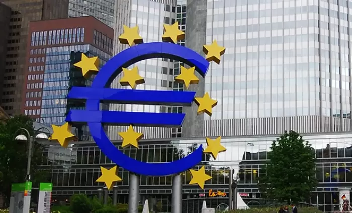 ΕΕ προς τράπεζες: Στηρίξτε την οικονομία με νέα δάνεια