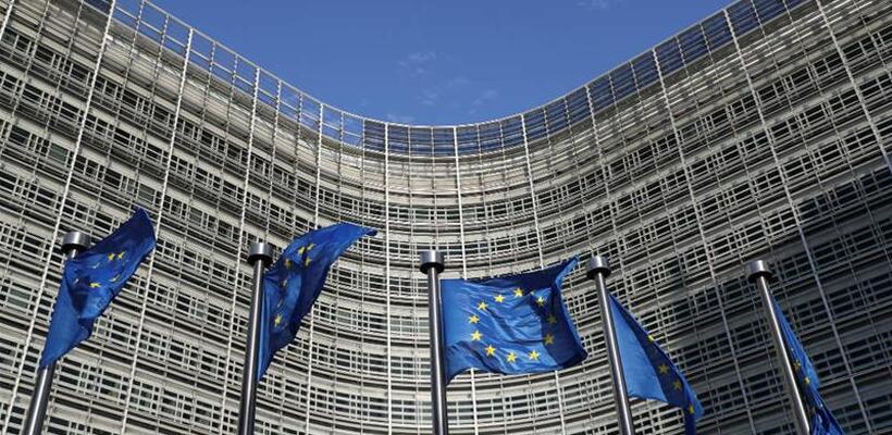 ΕΕ: Γαλλία και Ιταλία φλερτάρουν με παραβίαση των κανόνων στις δαπάνες