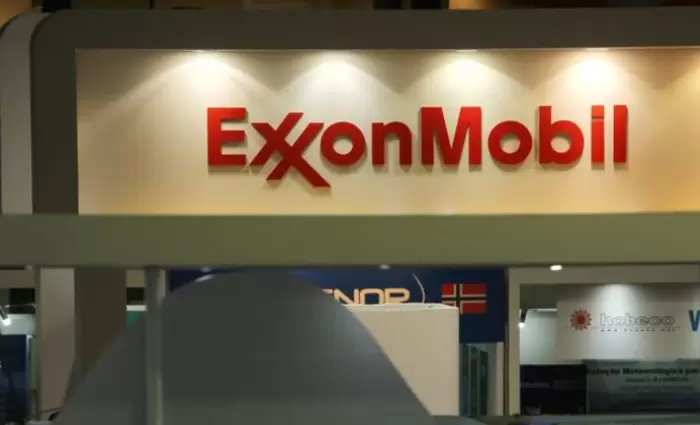 Στοίχημα για τον CEO της Exxon Mobil τo mega-deal των 60 δισ. δολαρίων