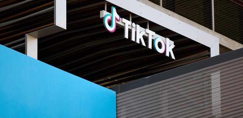 Κομισιόν: Οι διαφημίσεις στο TikTok παραβιάζουν τον νόμο για ψηφιακές υπηρεσίες