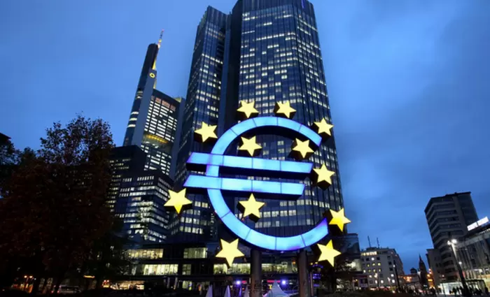 ΕΚΤ: Δεν αποκλείεται νέο πρόγραμμα ποσοστικής χαλάρωσης