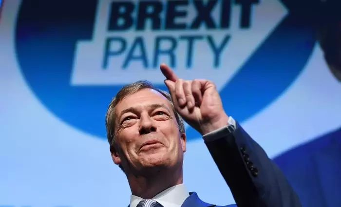 Βρετανία: Εκτός κούρσας εκλογών ο Νάιτζελ Φάρατζ 