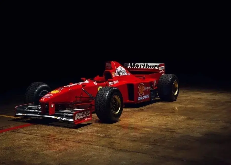 Σε δημοπρασία η θρυλική Ferrari F310B του Σουμάχερ: Το μονοθέσιο που έγινε επενδυτικό asset