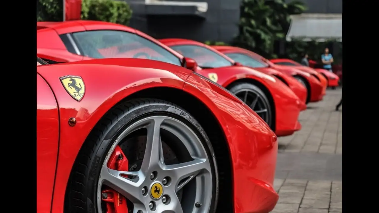 Η Ferrari τερματίζει προσωρινά την παραγωγή αυτοκινήτων