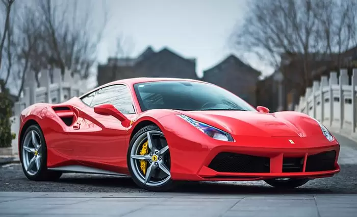 Αγορές Ferrari με Bitcoin και στην Ευρώπη