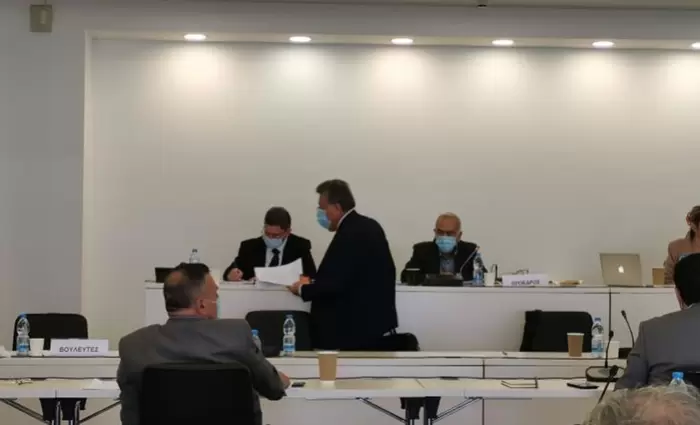 Αποχώρησε ο ΔΗΣΥ από τη συνεδρία της Επιτροπής Ελέγχου