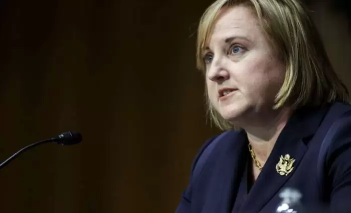 Πρέσβειρα ΗΠΑ: Οι κυρώσεις στοχεύουν τους ολιγάρχες, όχι την Κύπρο