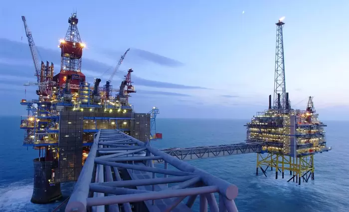 Συναντήσεις για την κοινοπραξία ExxonMobil και Qatar Petroleum στο οικόπεδο 10