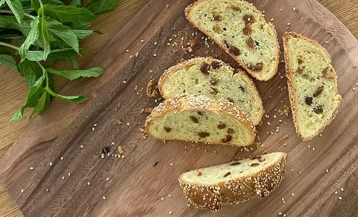 Περίπου 20% ακριβότερο το αρνί και οι φλαούνες συγκριτικά με πέρσι