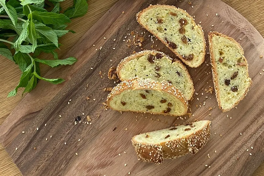 Περίπου 20% ακριβότερο το αρνί και οι φλαούνες συγκριτικά με πέρσι