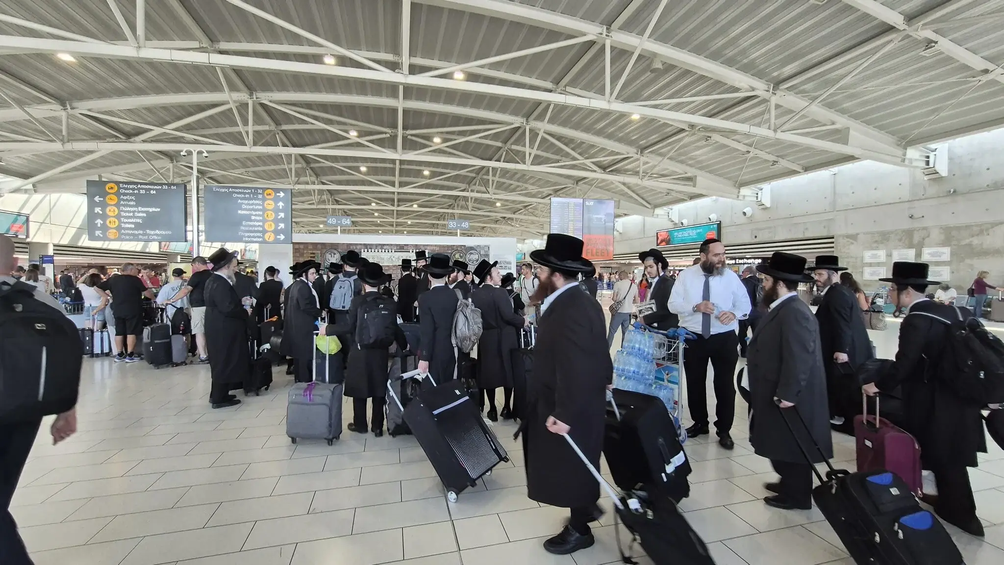 Συνεχίζονται οι ειδικές πτήσεις από Λάρνακα για επαναπατρισμό Ισραηλινών