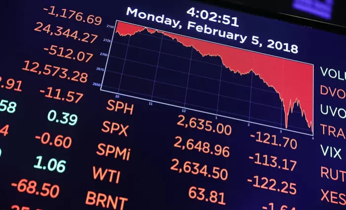 Κατρακυλούν και σήμερα οι αγορές