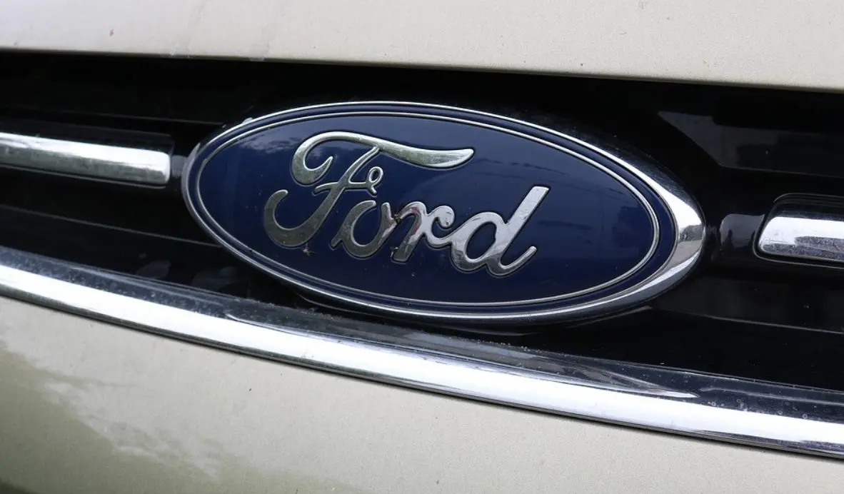 Ford: Γιατί ανακαλεί 500.000 οχήματα στις ΗΠΑ