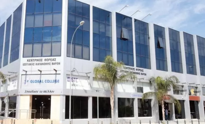 Επέκταση σχεδίου ρύθμισης ΜΕΔ εκτοπισμένων από ΚΦΙΚΒ ζητά η Επ. Προσφύγων