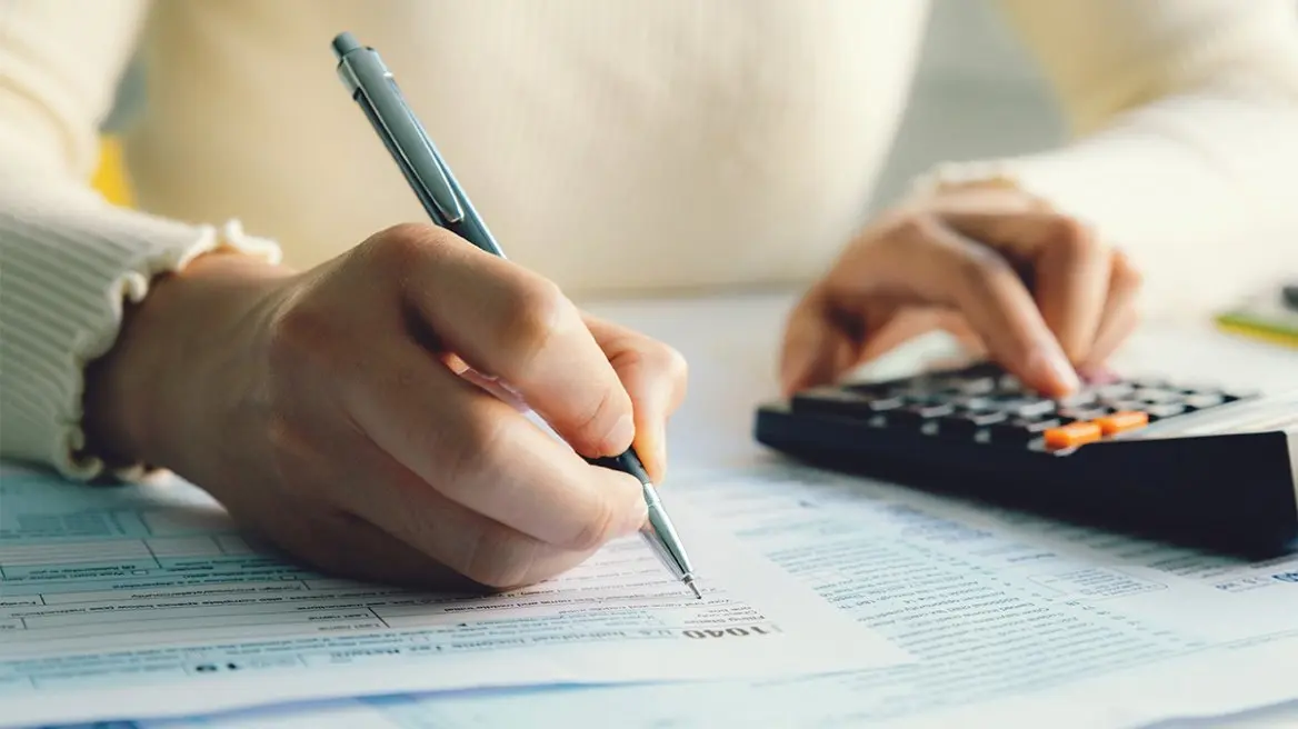 Παράταση μέχρι Οκτώβρη για υποβολή φορολογικών δηλώσεων του 2022