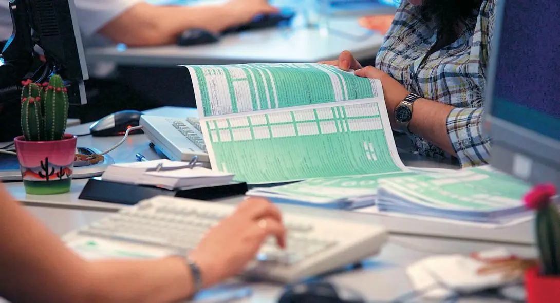265.630 φορολογούμενοι υπέβαλαν εμπρόθεσμα Φορολογική Δήλωση