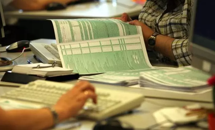 Η ΕΚΥΣΥ ζητά ενημέρωση για την καθυστέρηση στην εξέταση αιτήσεων