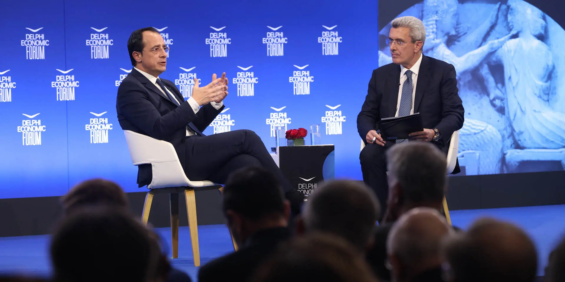 Οι ευκαιρίες για επενδύσεις στην Κύπρο στο Οικονομικό Φόρουμ των Δελφών