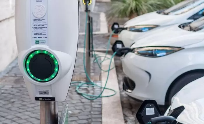 Σχέδιο επιχορήγησης για 1.000 σημεία επαναφόρτισης ηλεκτρικών οχημάτων