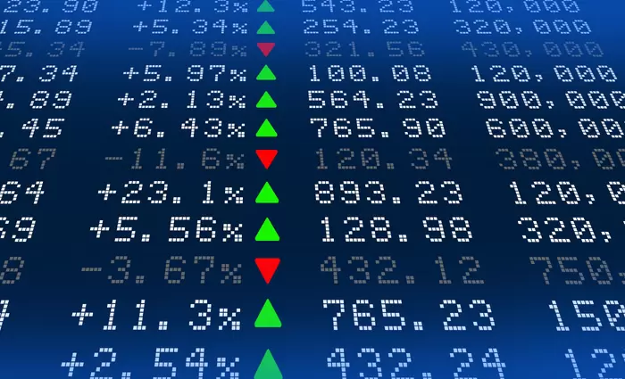 Μικρή άνοδο καταγράφει το ΧΑΚ