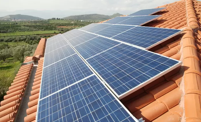 Προς νέο ευρωπαϊκό ρεκόρ η εγκατάσταση φωτοβολταϊκών το 2023